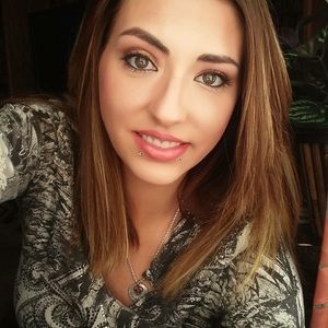 Meet your Posher, Katherine